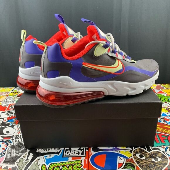 Nike Air Max 270 React Size 6.5y / 8 Women's - Picture 2 of 13